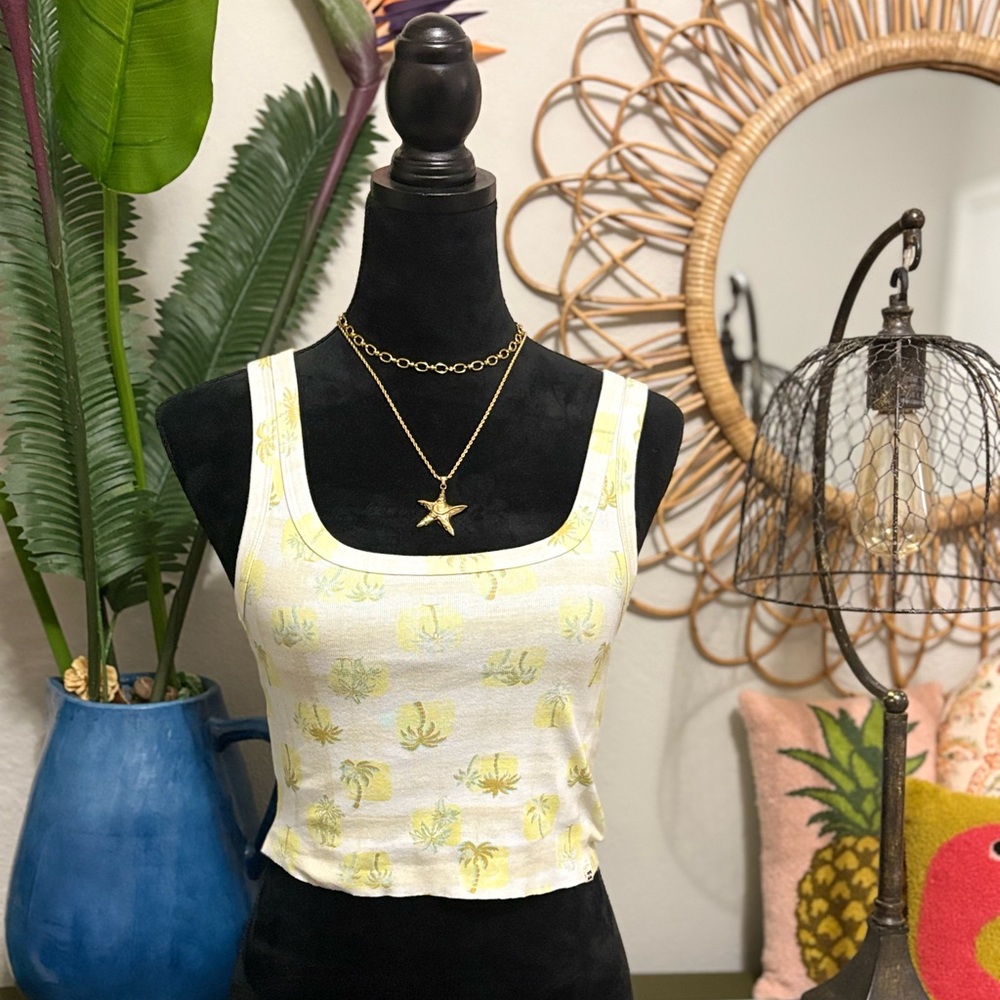 Billabong Women's "Check The Palms" Printed Cropped Tank Top